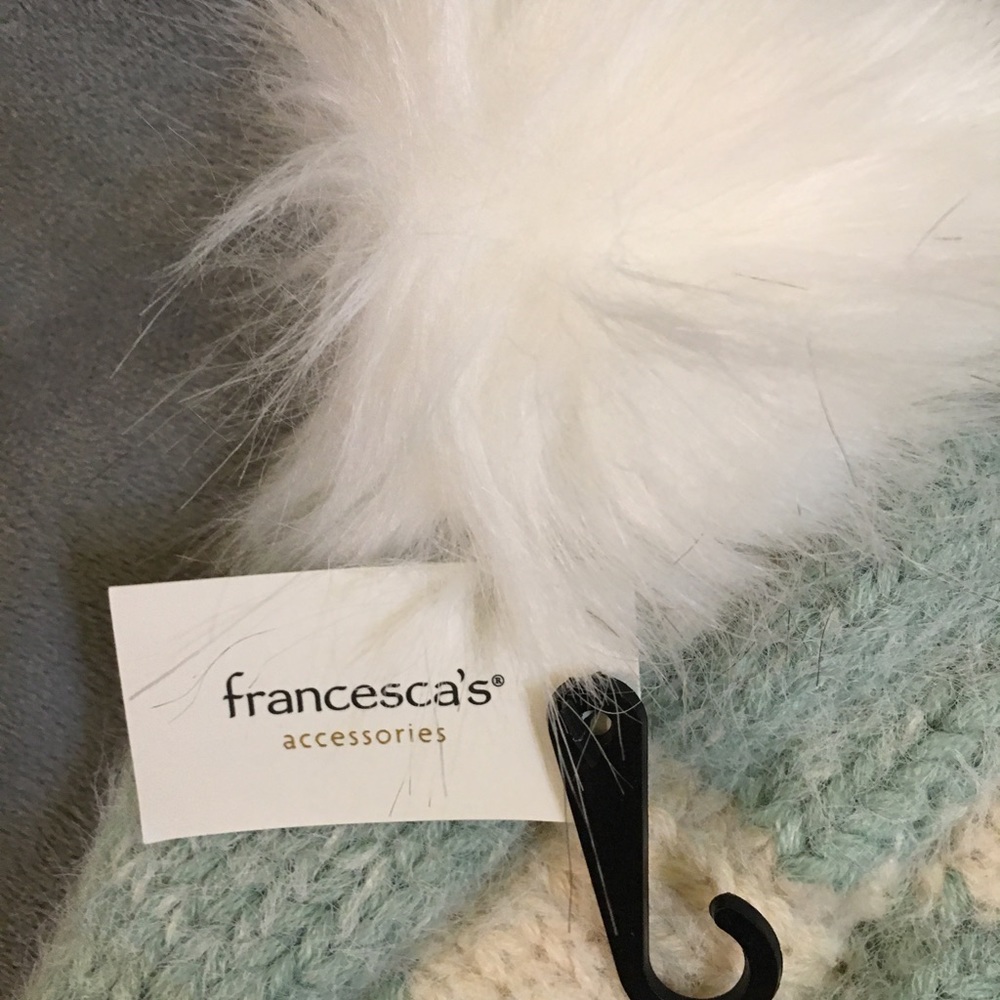 Cute Winter Hat - Picture 3 of 6
